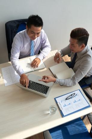 What to Ask Before Hiring a Payroll Service Provider in India